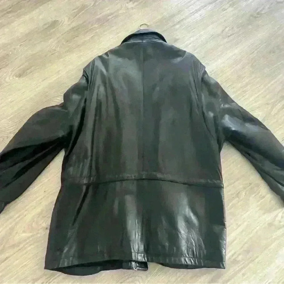 HOLT RENFREW BLACK LEATJER WINTER COAT FOR MEN SIZE M/L - Picture 12 of 16